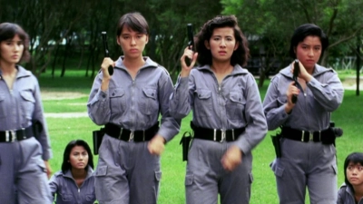 Nữ Bá Vương (The Inspector Wears Skirts)
